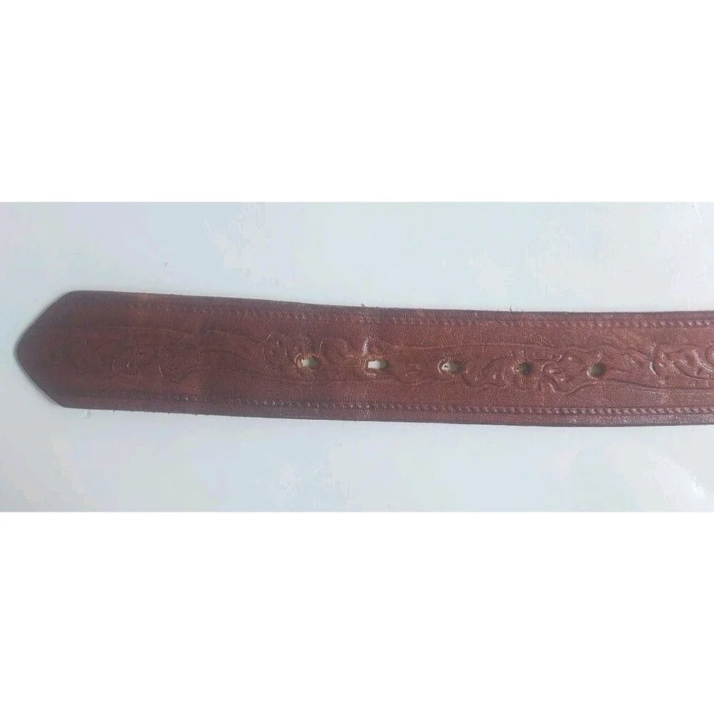 VINTAGE AUTOCAR HOOD ORNAMENT TRUCK BELT BUCKLE & Western Tooled BELT Size 34
